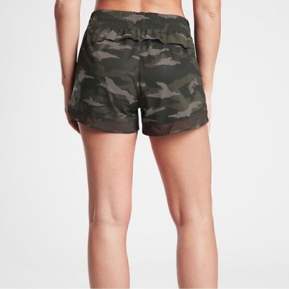 ATHLETA Printed Mesh Racer Run Shorts 4” Camo Mesh Green Women’s Size Small - Picture 3 of 9